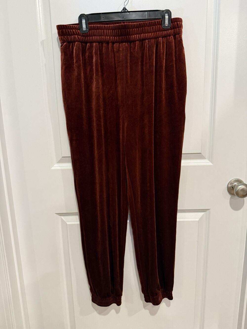 Baltic Born Archie Velvet Jogger Size Large Cinnamon Rust Pull On NWT